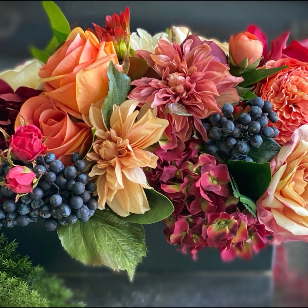 Exquisite faux floral arrangement. Holiday ready!!
